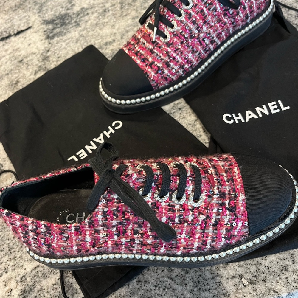 Chanel tweed shoes size 37 1/2